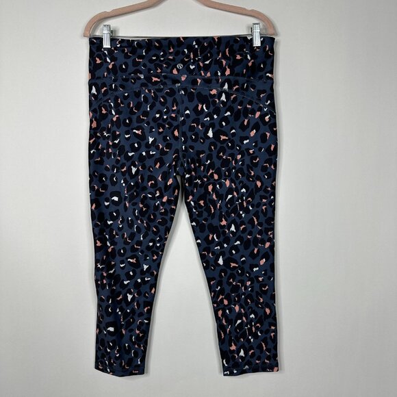 2/$24 Marika Sport Leopard Print Capri Leggings Navy XL 16/ 18 #A0253 TRB2 - Picture 4 of 8